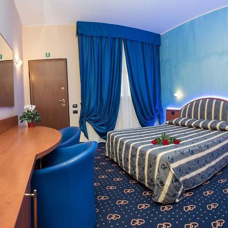Motel Cuore Gadesco - Hotel - Cremona Ca de' Mari Esterno foto