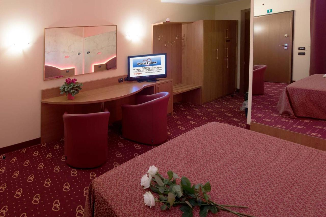 Motel Cuore Gadesco - Hotel - Cremona Ca de' Mari Esterno foto